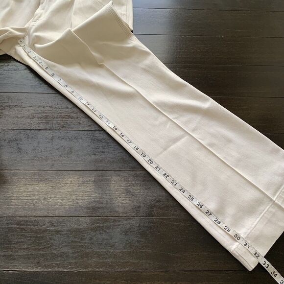 VTG Eddie Bauer Women's Size 16R White Flared Jeans Pants (Measures 37W x 32.5L) - Picture 10 of 11